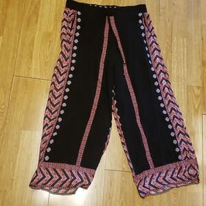 Umgee boho cropped soft pants sz small
